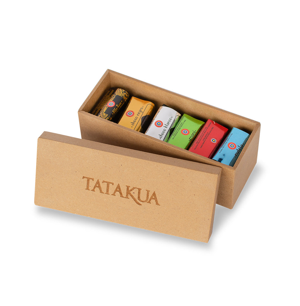 ALFAJORES TATAKUA CAJA MADERA PEQUEÑA
